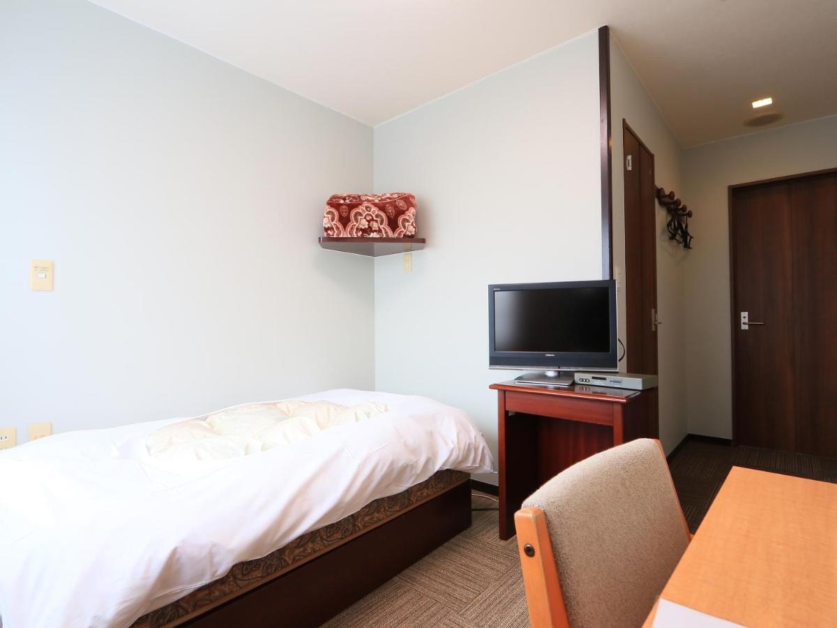 Fuji-Shi Business Hotel Furuiya Ryokan Fuji  Extérieur photo