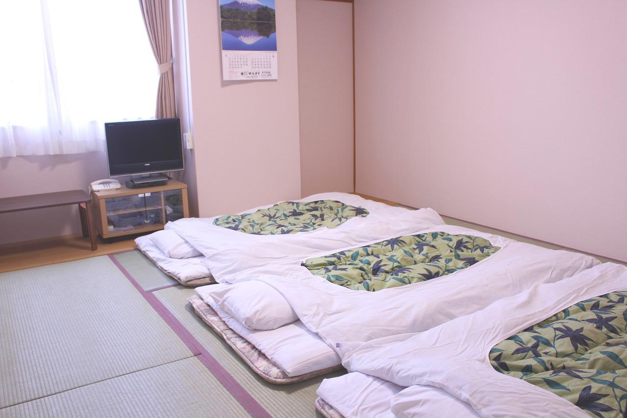 Fuji-Shi Business Hotel Furuiya Ryokan Fuji  Extérieur photo