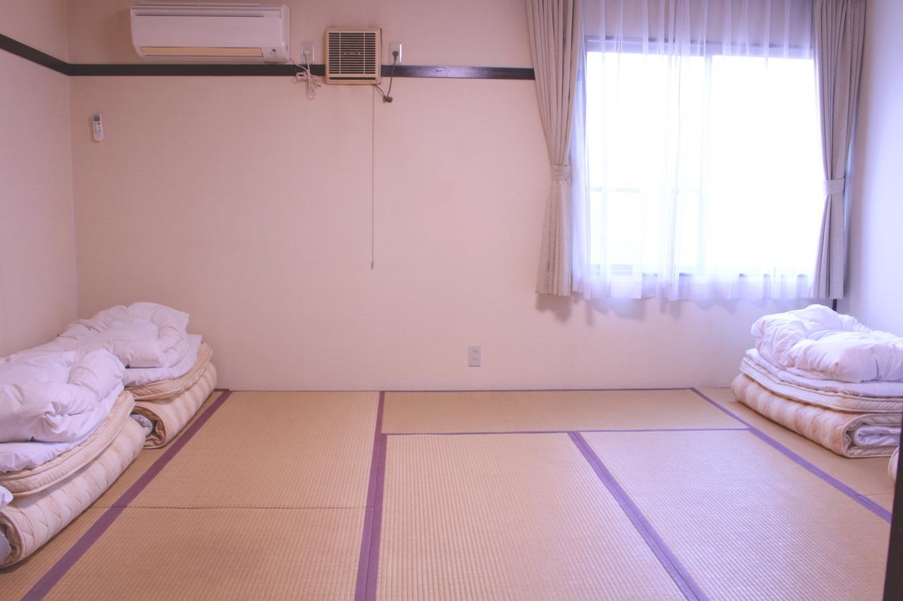 Fuji-Shi Business Hotel Furuiya Ryokan Fuji  Extérieur photo